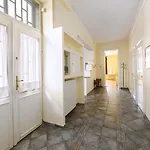 Alessia Apartment City Center