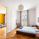 Alessia Apartment City Center